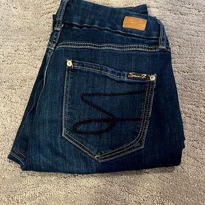Women’s seven jeans. Dark wash. EUC.